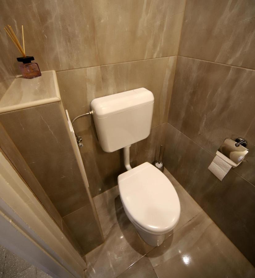 Denis Apartman Appartement Eger Buitenkant foto